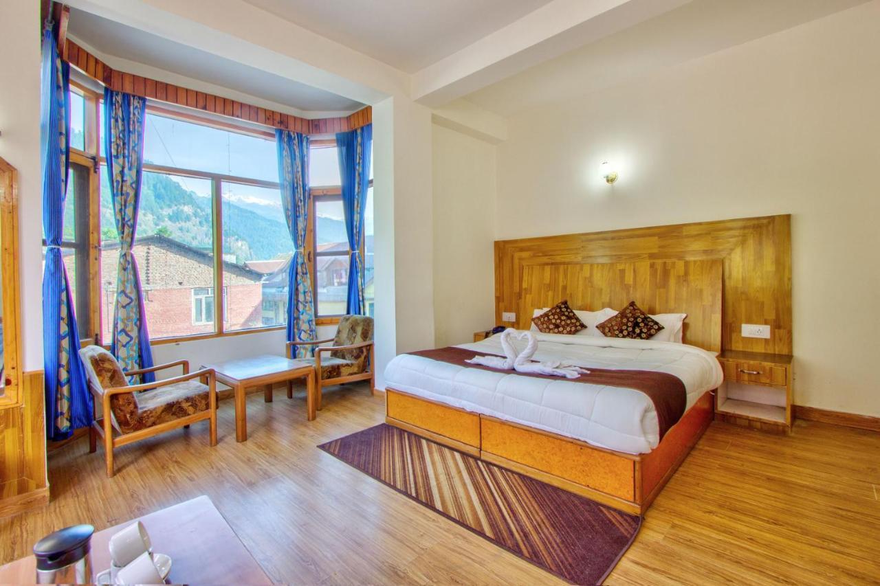 Hotel Royal Manali Exteriör bild