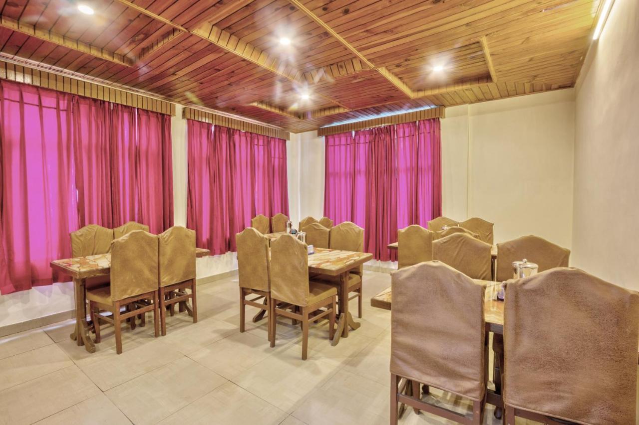 Hotel Royal Manali Exteriör bild